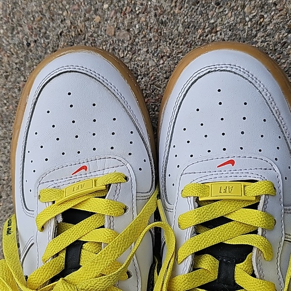 Nike Air Force 1 LV8 Go The Extra Smile - Picture 6 of 17